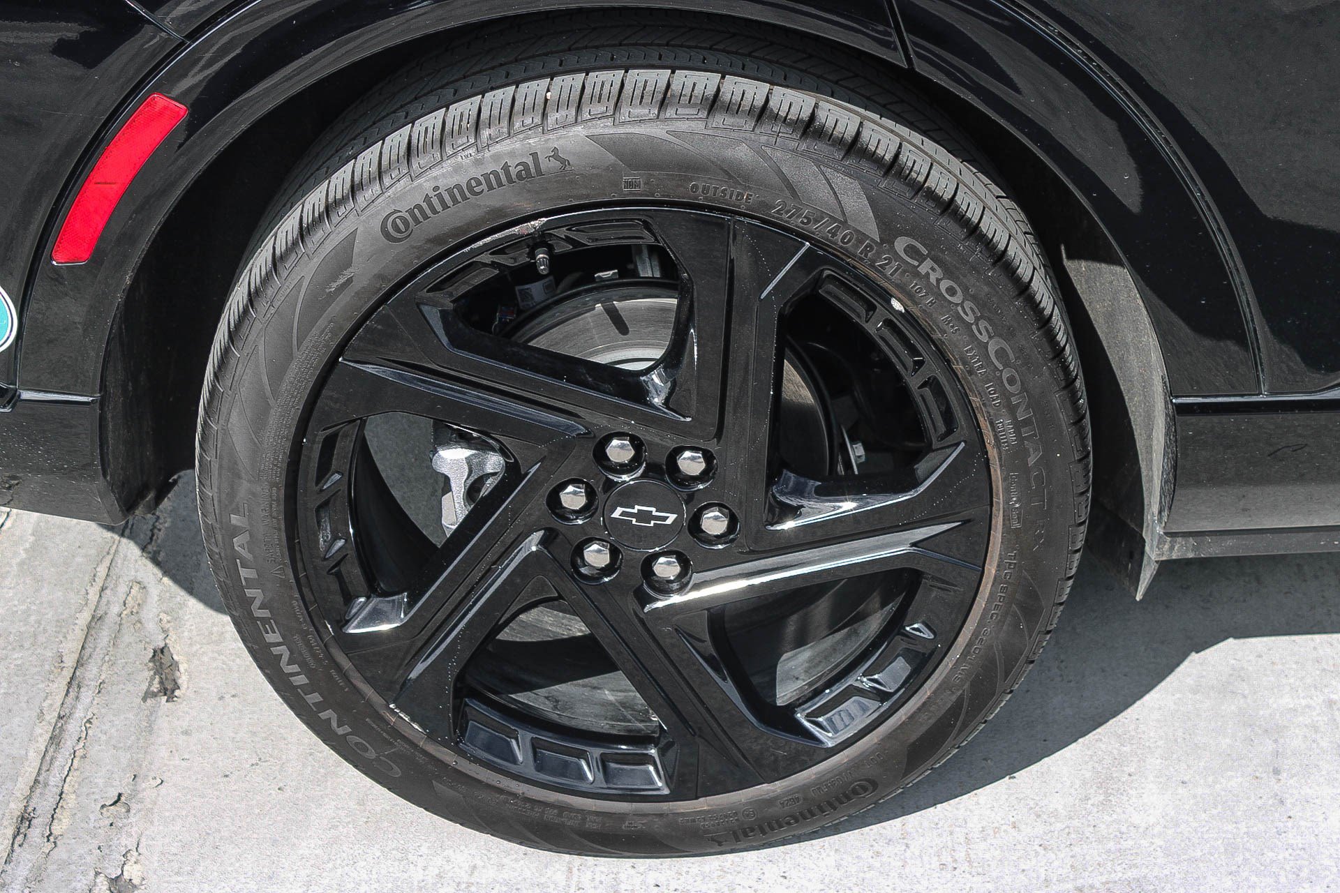 Used 2025 Chevrolet Equinox EV RS image 12