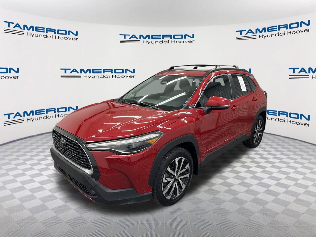 Used 2024 Toyota Corolla Cross XLE w/ Convenience Package