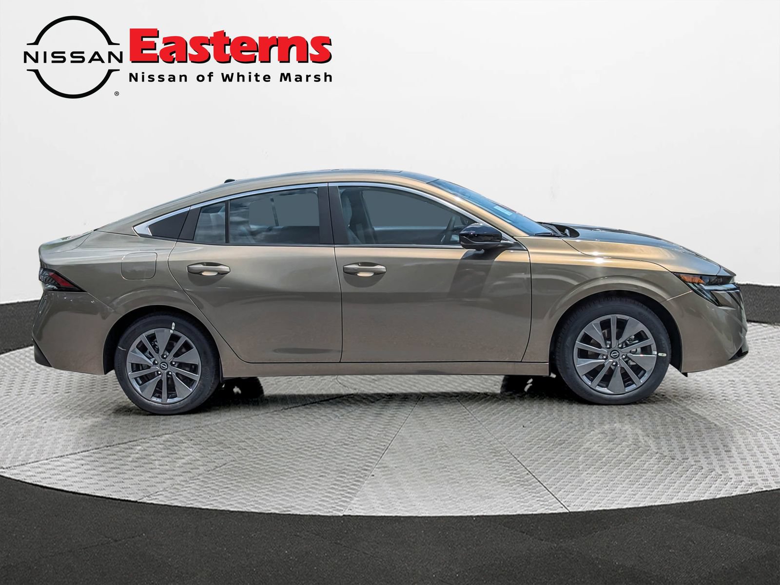 New 2026 Nissan Sentra SL w/ Floor Mat Package FWD image 5