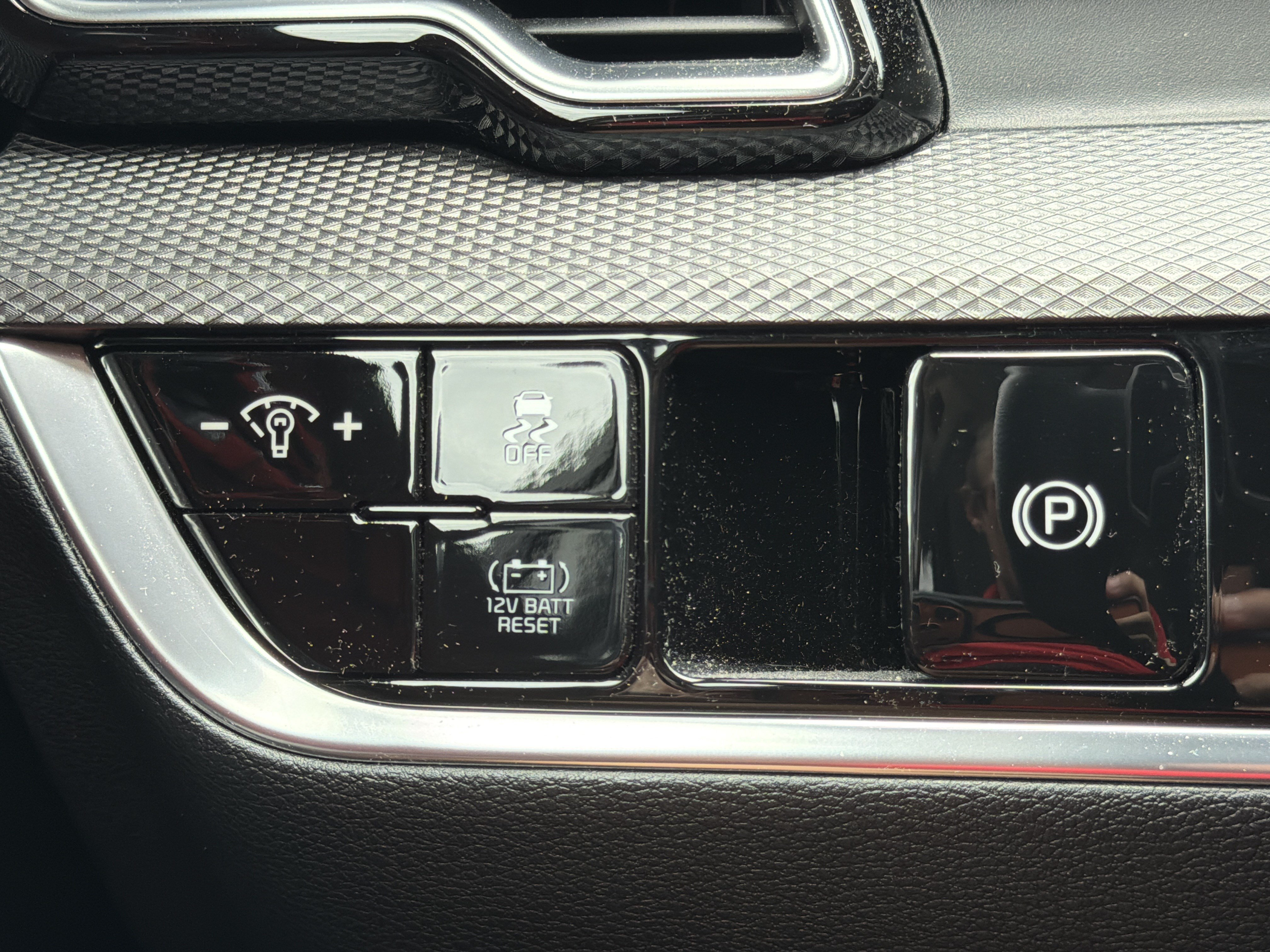 Certified 2023 Kia Sportage LX FWD image 12
