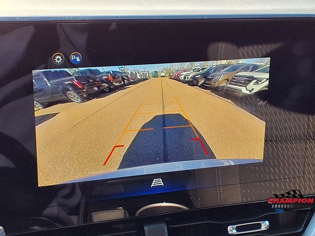 Used 2025 Chevrolet Equinox LT FWD image 25