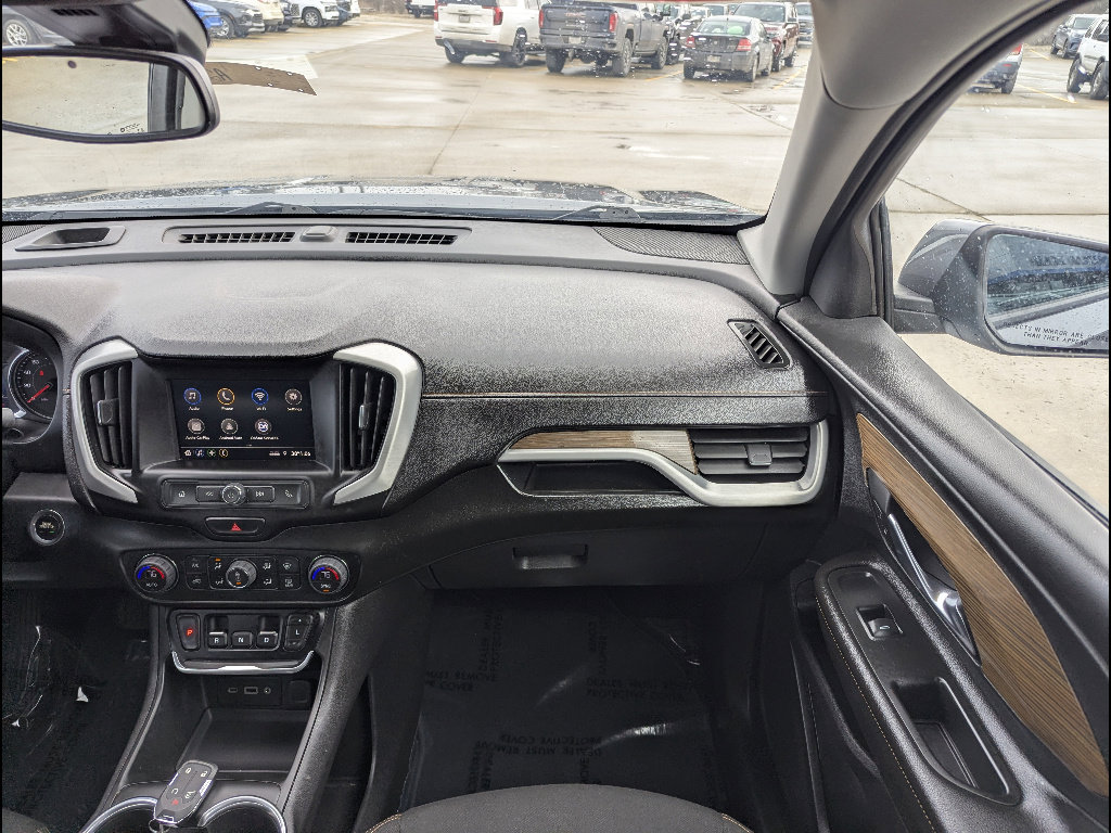 Used 2021 GMC Terrain SLE w/ Driver Convenience Package AWD/4WD image 4