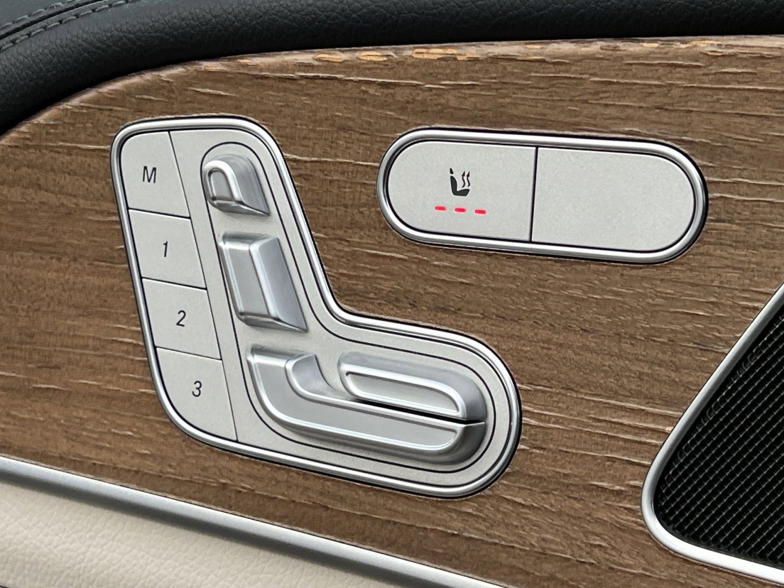 Certified 2022 Mercedes-Benz GLE 350 4MATIC image 33