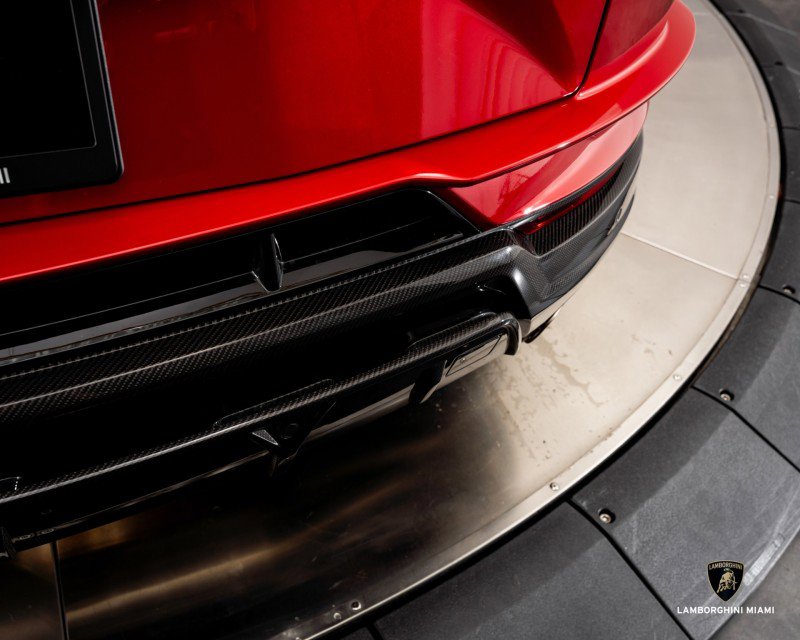 Used 2023 Lamborghini Urus Performante image 20