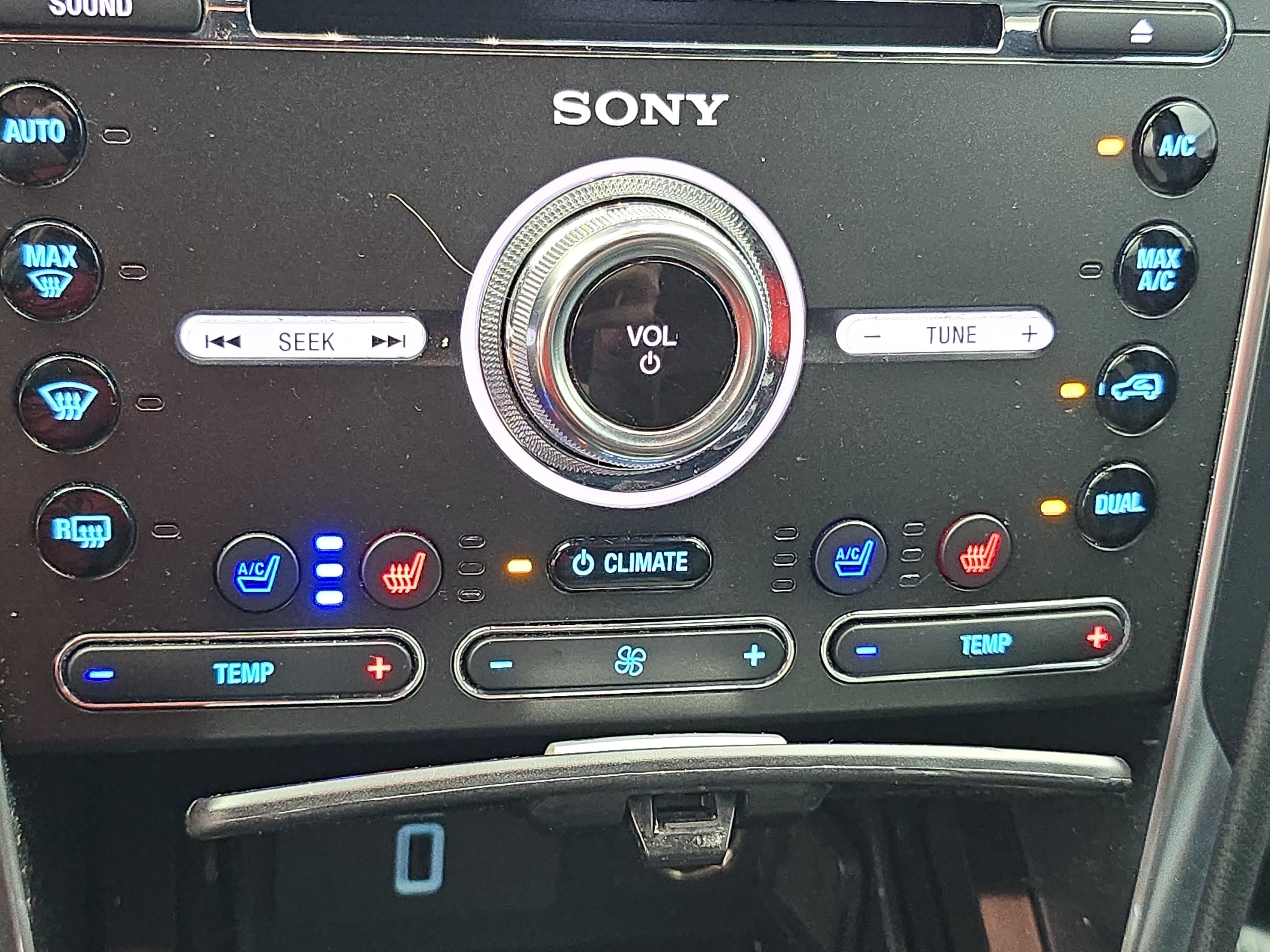 Used 2018 Ford Explorer Sport w/ Equipment Group 401A AWD/4WD image 24