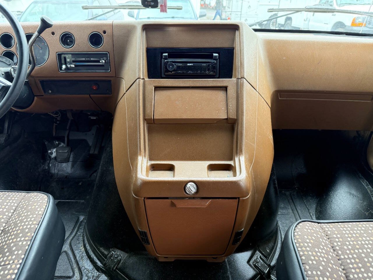 Used 1990 Chevrolet G30 Heavy-Duty Extended Sportvan RWD image 23