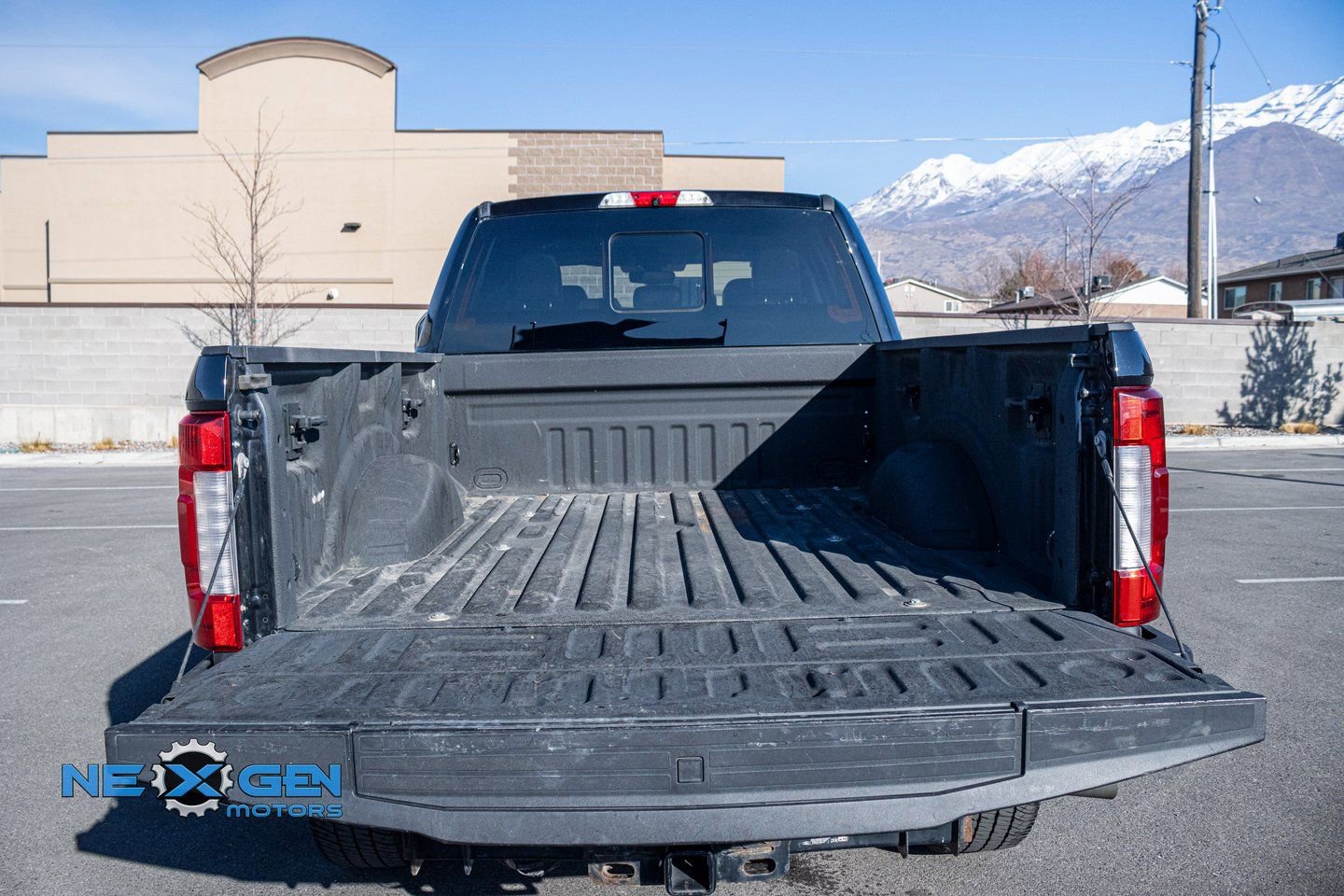 Used 2019 Ford F350 Lariat w/ Lariat Ultimate Package image 7