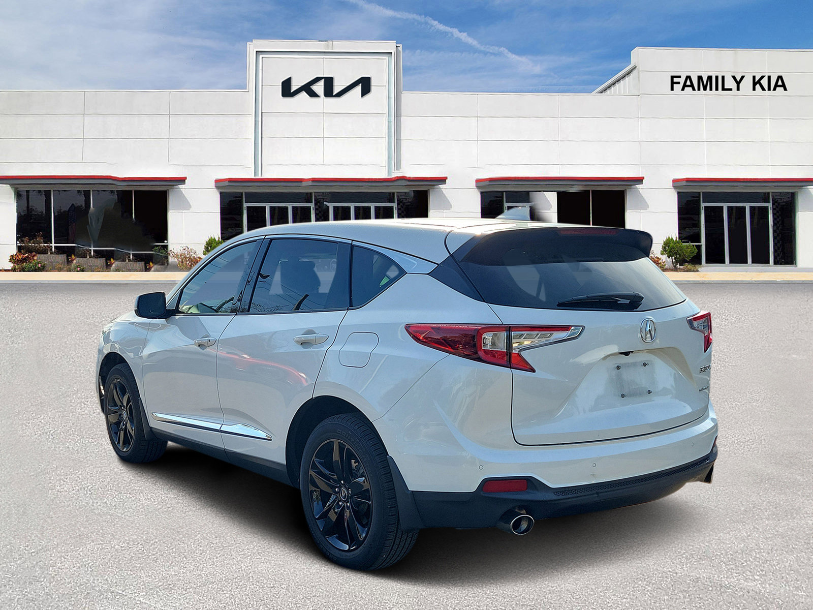 Used 2020 Acura RDX AWD w/ Advance Package image 4