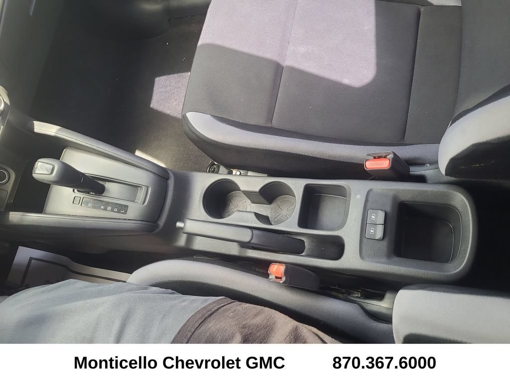 Used 2025 Nissan Versa S w/ Trunk Package FWD image 25