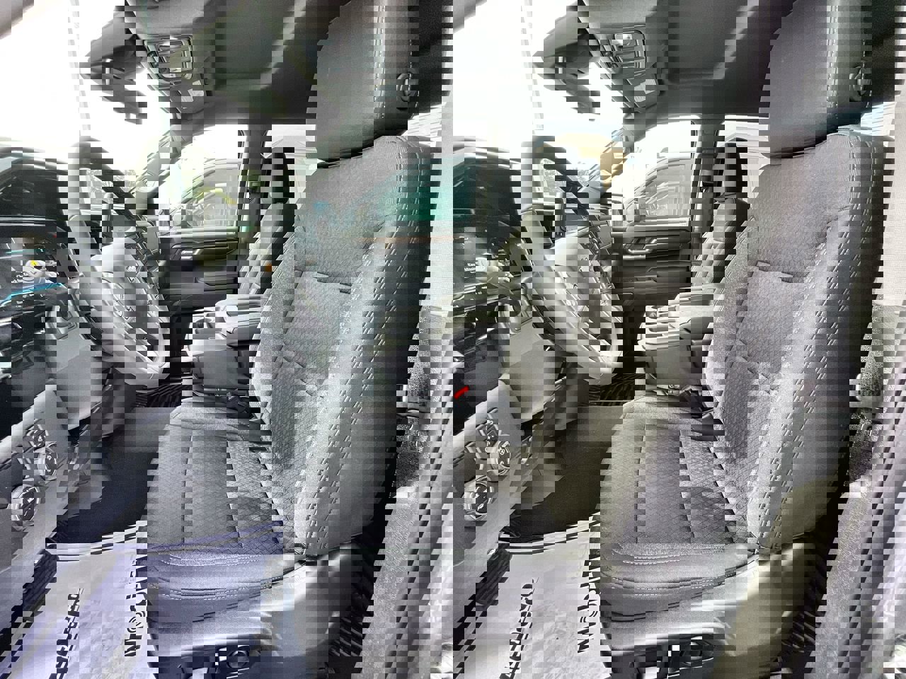 New 2025 Chevrolet Silverado 1500 LT image 19