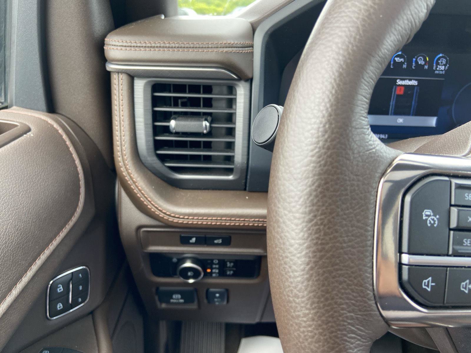 Used 2024 Ford Expedition Max King Ranch AWD/4WD image 25