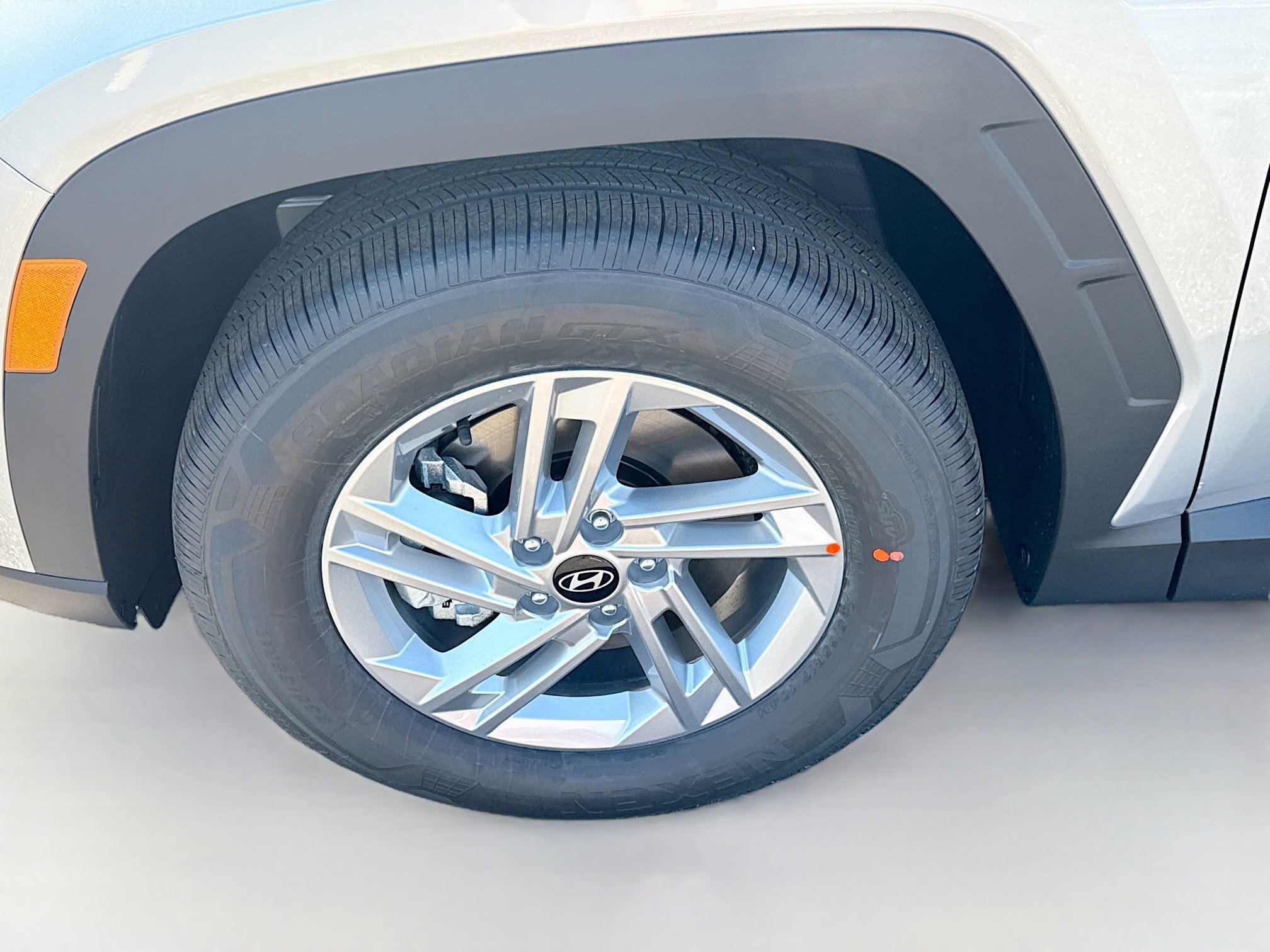 New 2026 Hyundai Tucson SE image 23