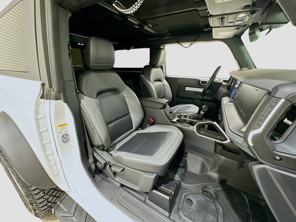 Used 2024 Ford Bronco Black Diamond w/ Sasquatch Package image 28