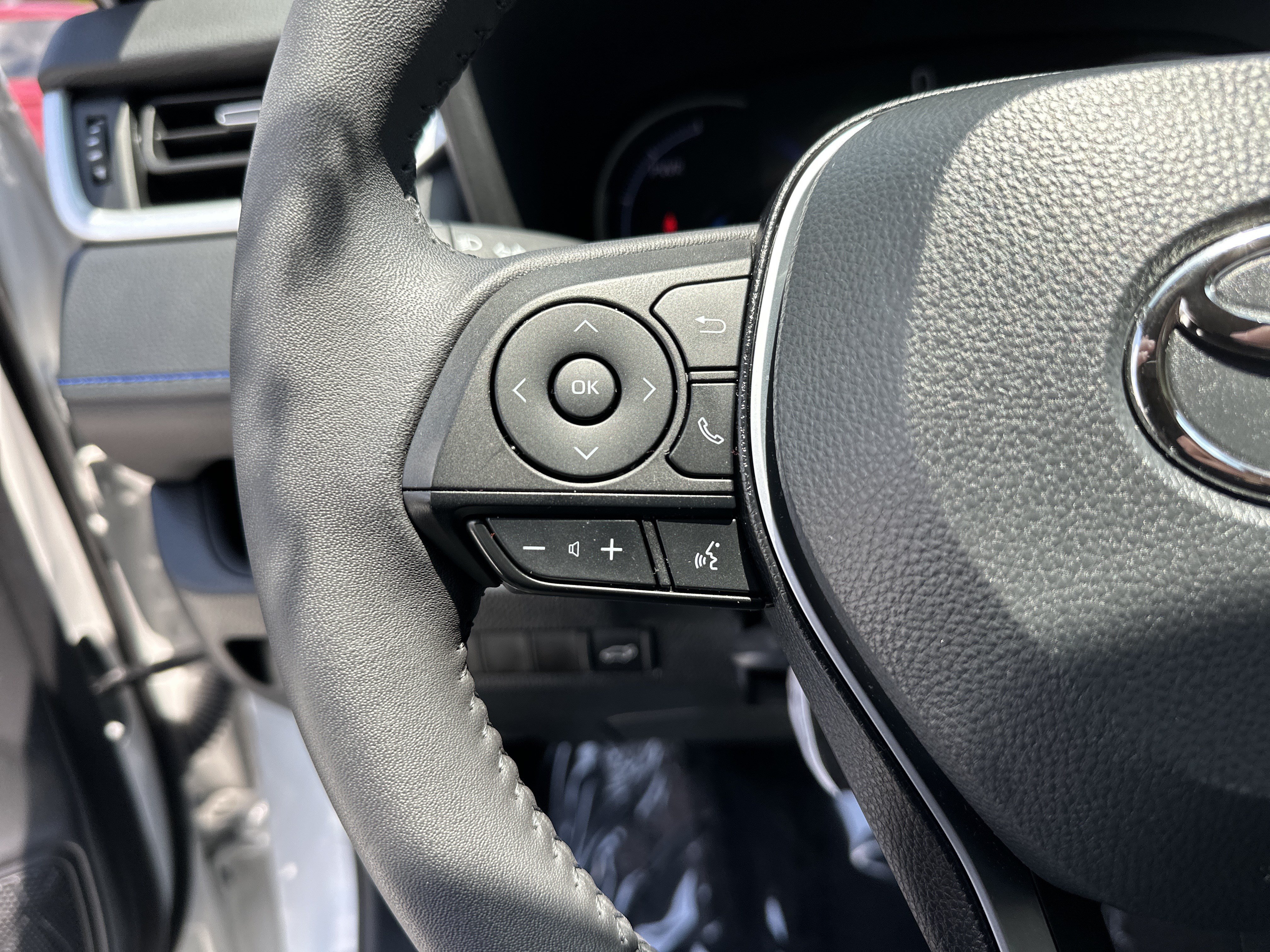 Certified 2023 Toyota RAV4 XSE AWD/4WD image 19