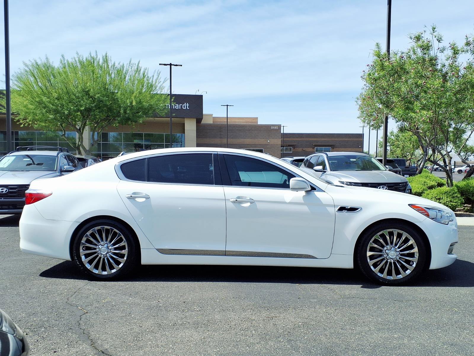Used 2017 Kia K900 Luxury RWD image 7