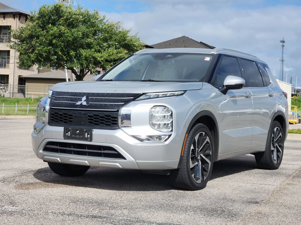 Used 2024 Mitsubishi Outlander SEL FWD video 2