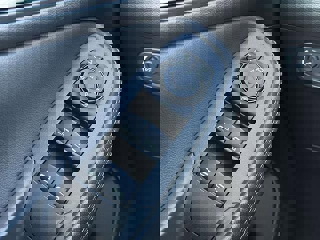 Used 2020 Buick Encore GX Select image 16