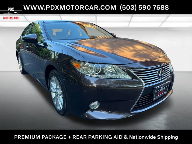 Used 2013 Lexus ES 300h w/ Premium Pkg FWD image 8
