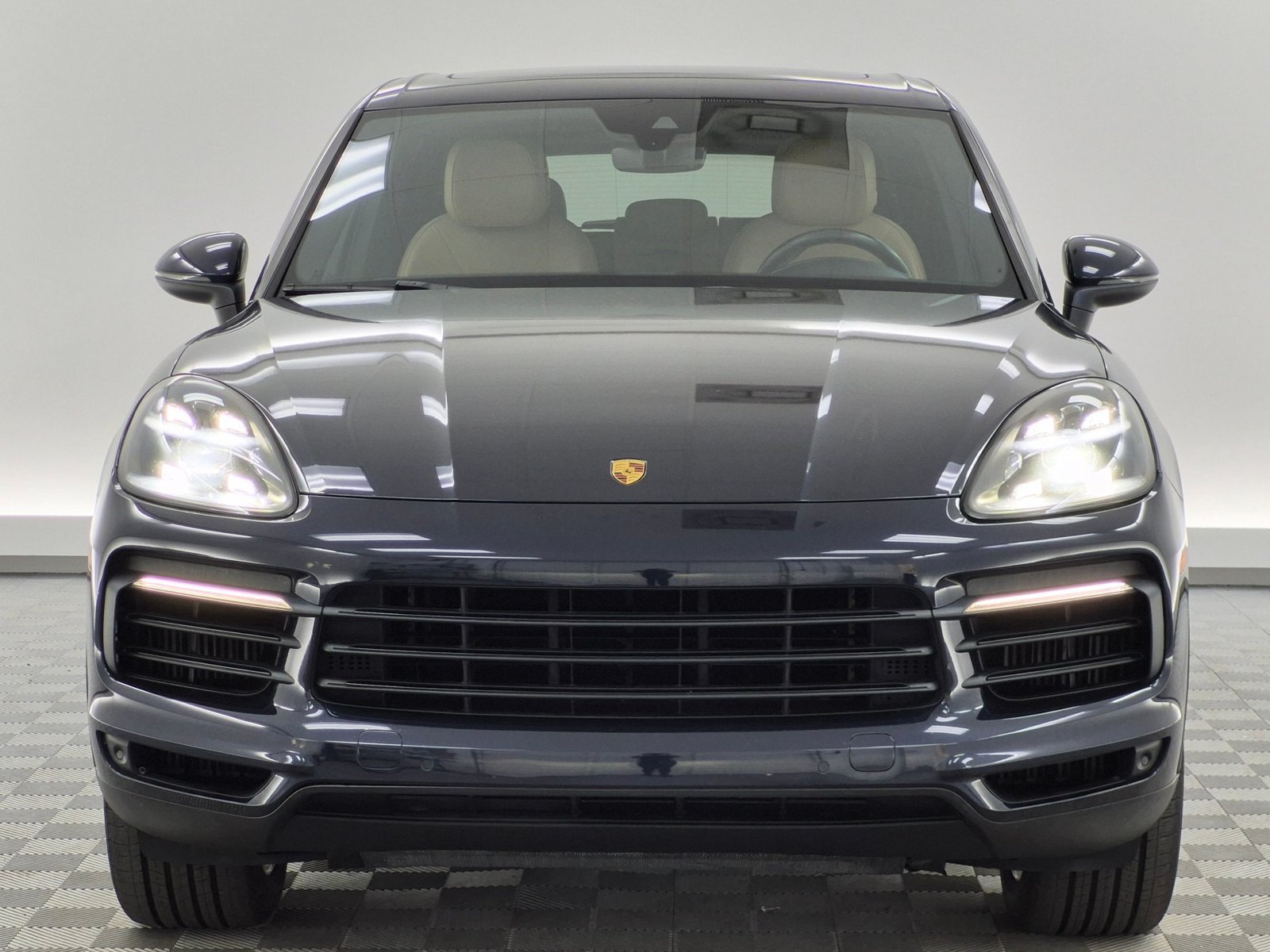 Used 2019 Porsche Cayenne AWD/4WD image 6
