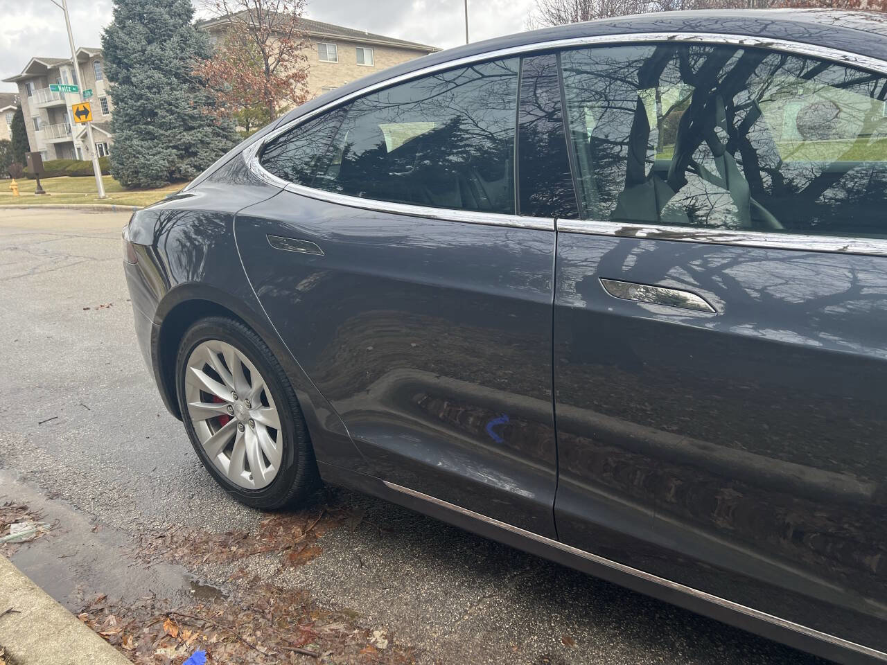 Used 2019 Tesla Model S Performance image 14