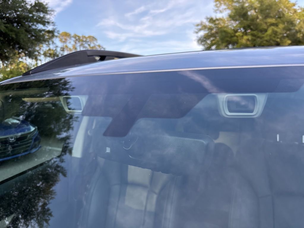 Certified 2022 Subaru Ascent Limited w/ Technology Package image 2