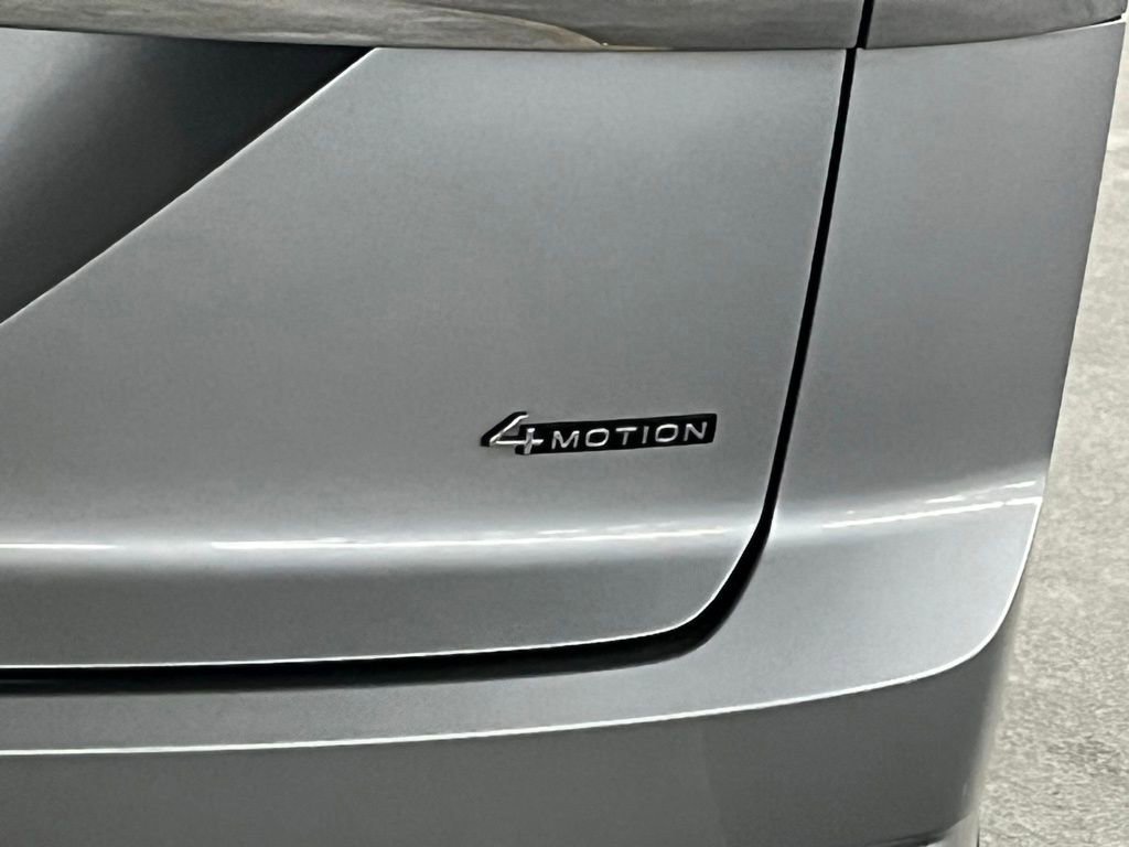 Used 2023 Volkswagen Atlas Cross Sport SE w/ Panoramic Sunroof Package image 37