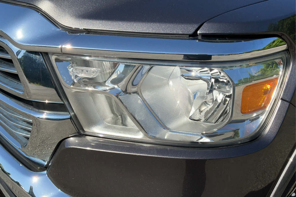 Used 2022 RAM 1500 Laramie AWD/4WD image 25