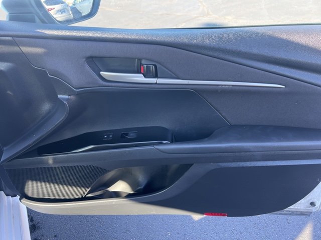 Used 2025 Toyota Camry LE image 33
