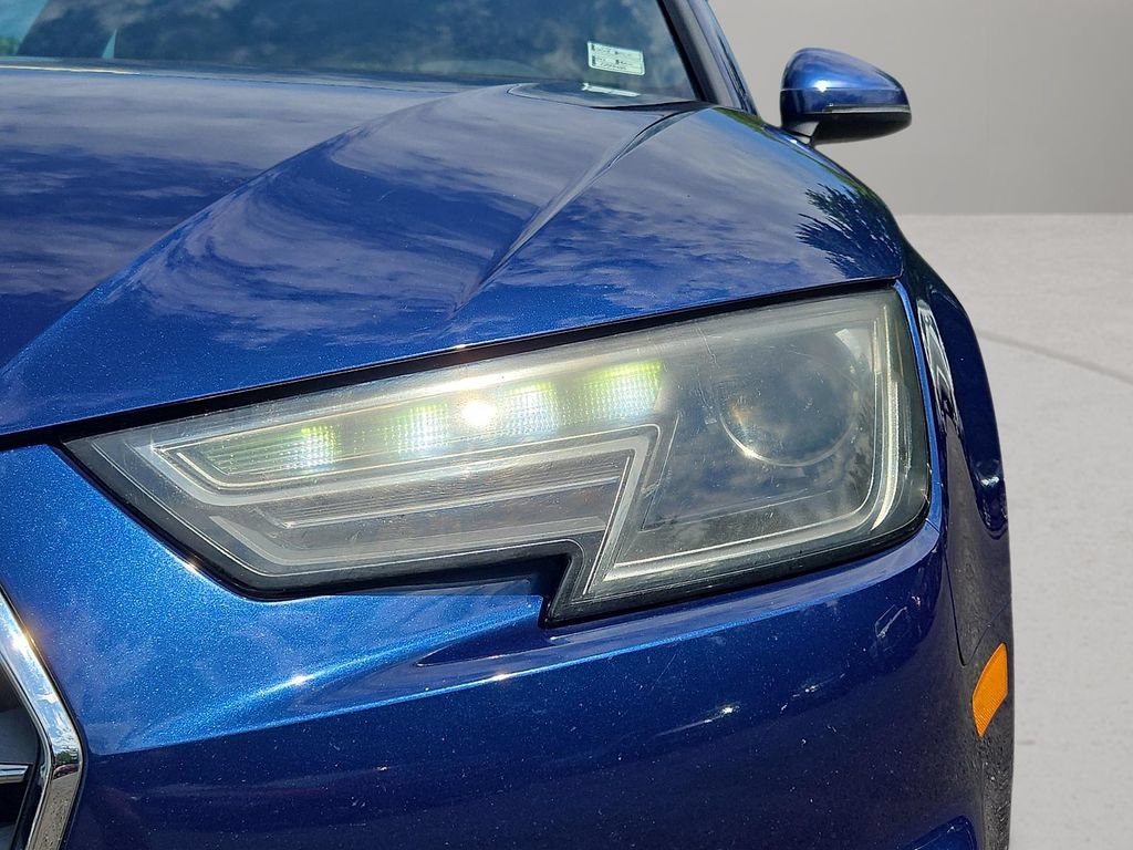 Used 2018 Audi A4 2.0T Premium AWD/4WD image 9