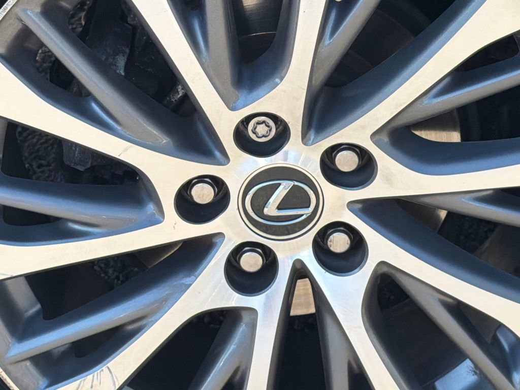 Used 2021 Lexus ES 300h w/ Premium Package image 6