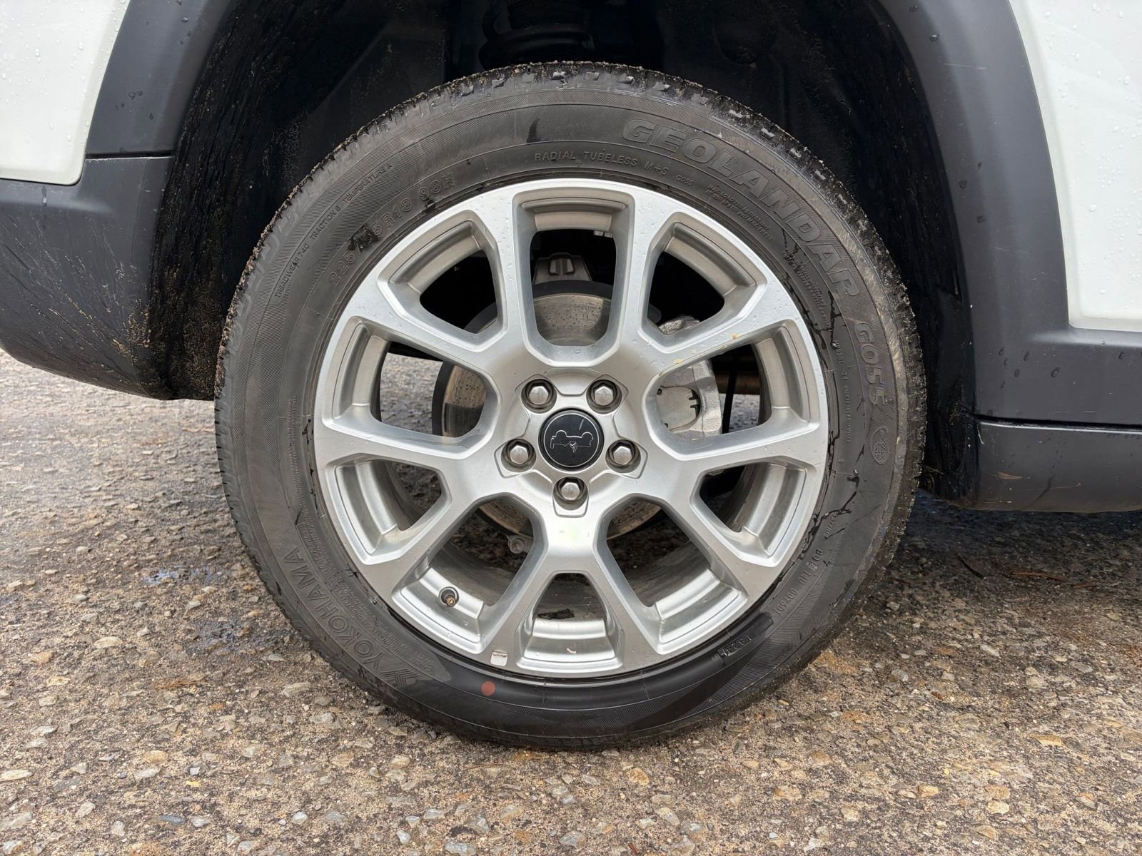 Used 2025 Jeep Compass Limited image 31