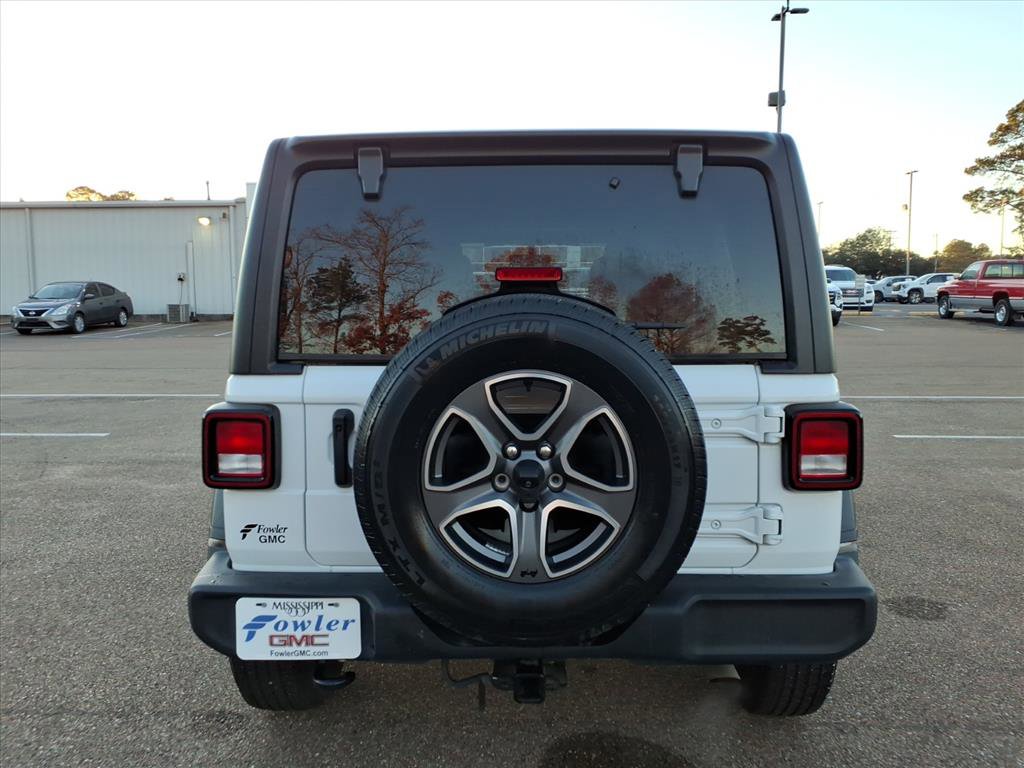 Used 2023 Jeep Wrangler Sport S image 4