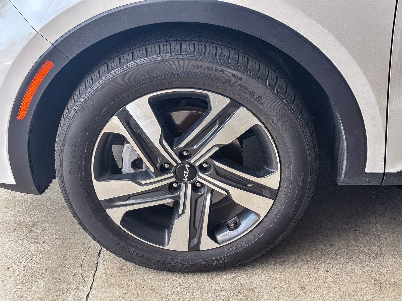 Used 2023 Kia Sorento SX Prestige image 12