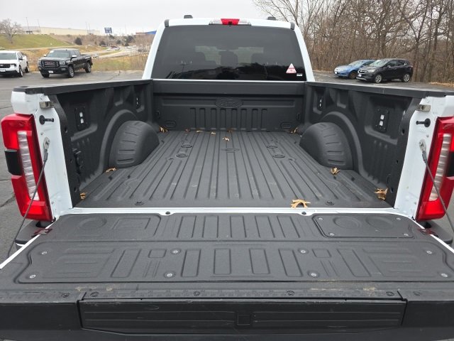 Certified 2025 Ford F350 Lariat image 14