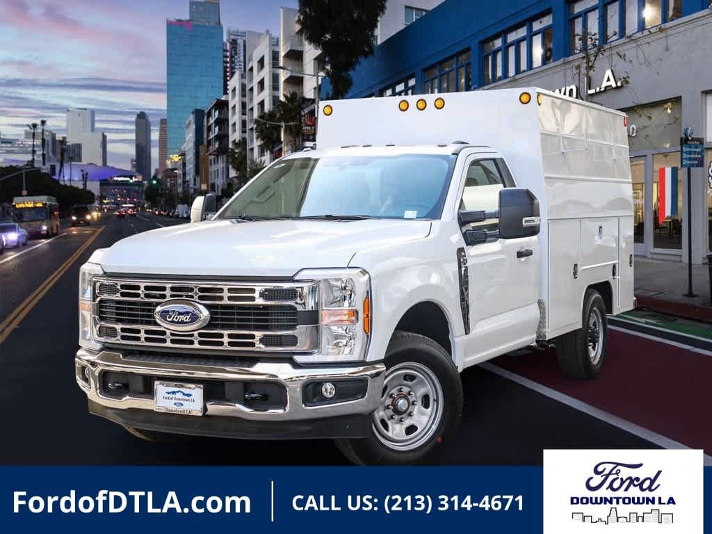 New 2026 Ford F350 XL w/ XL Chrome Package