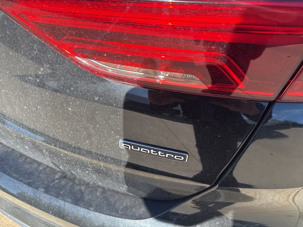 Used 2020 Audi Q3 2.0T Premium Plus w/ Premium Plus Package image 18