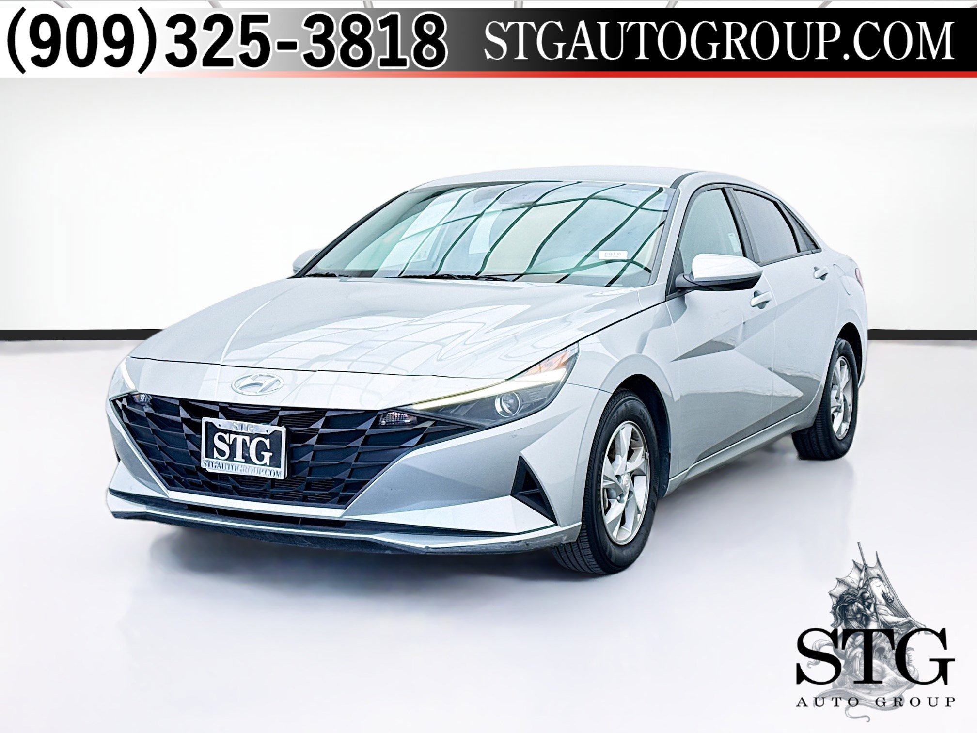 Used 2022 Hyundai Elantra SE image 1
