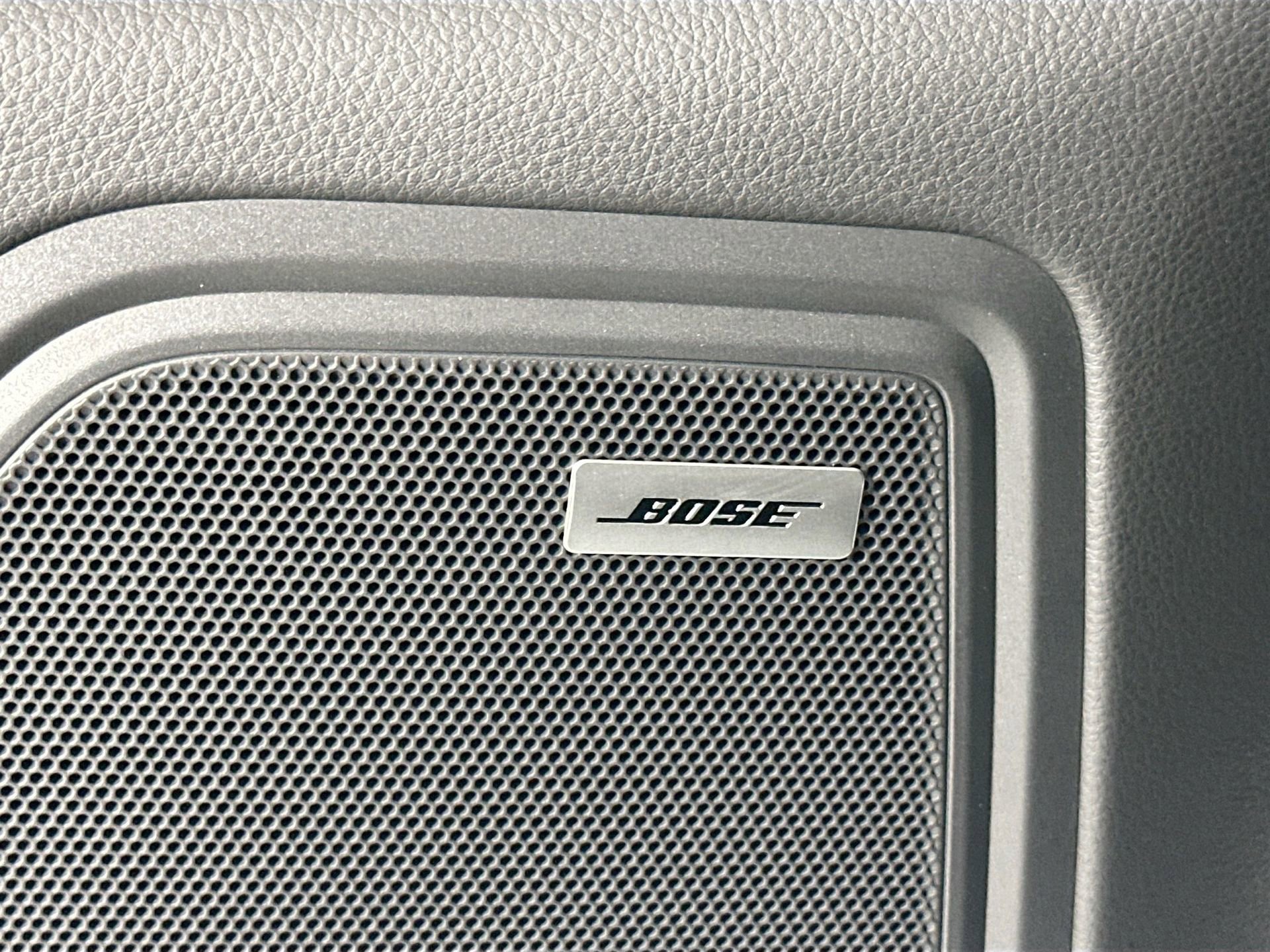 Certified 2025 Porsche Macan image 34