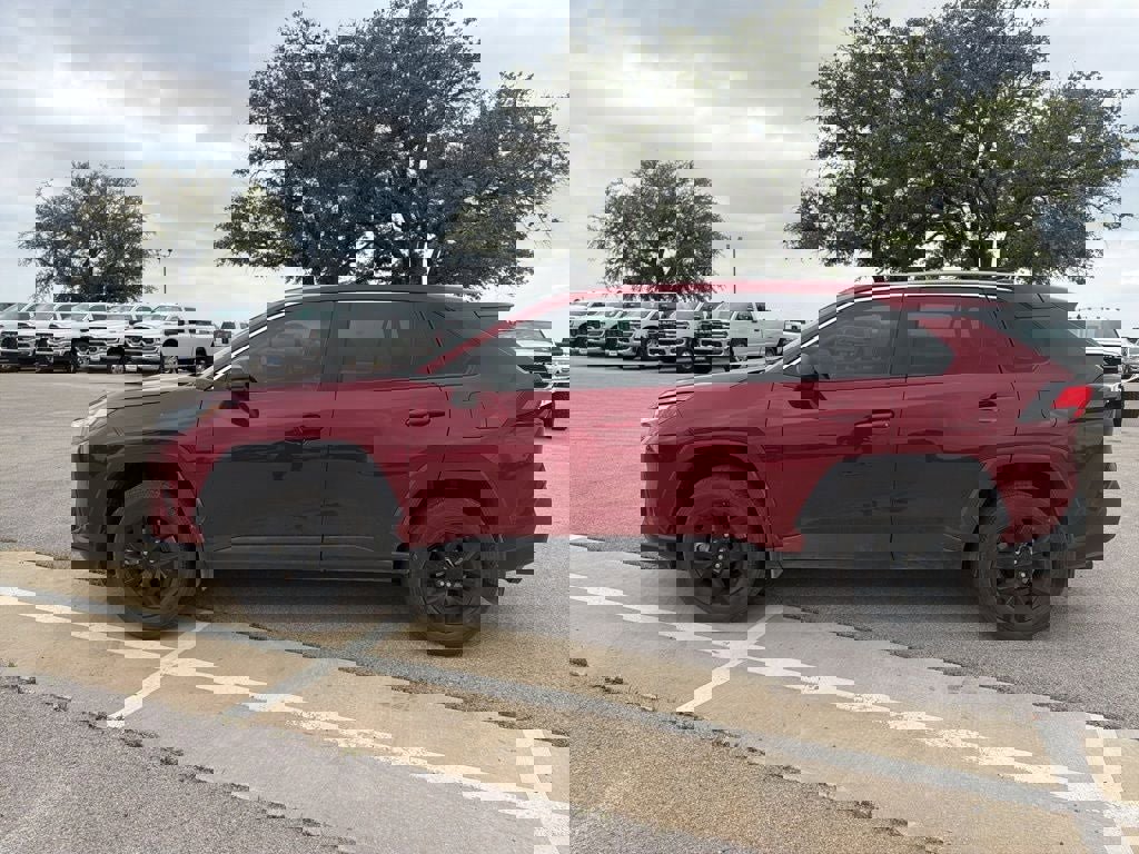 Used 2024 Toyota RAV4 LE image 2