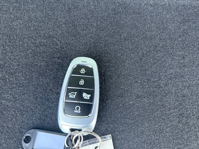 Certified 2022 Hyundai Santa Fe SEL w/ Convenience + Premium Package image 37