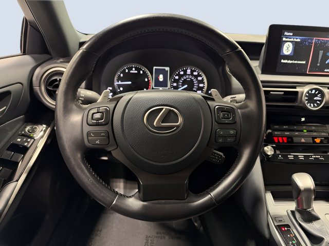 Used 2022 Lexus IS 300 RWD image 16