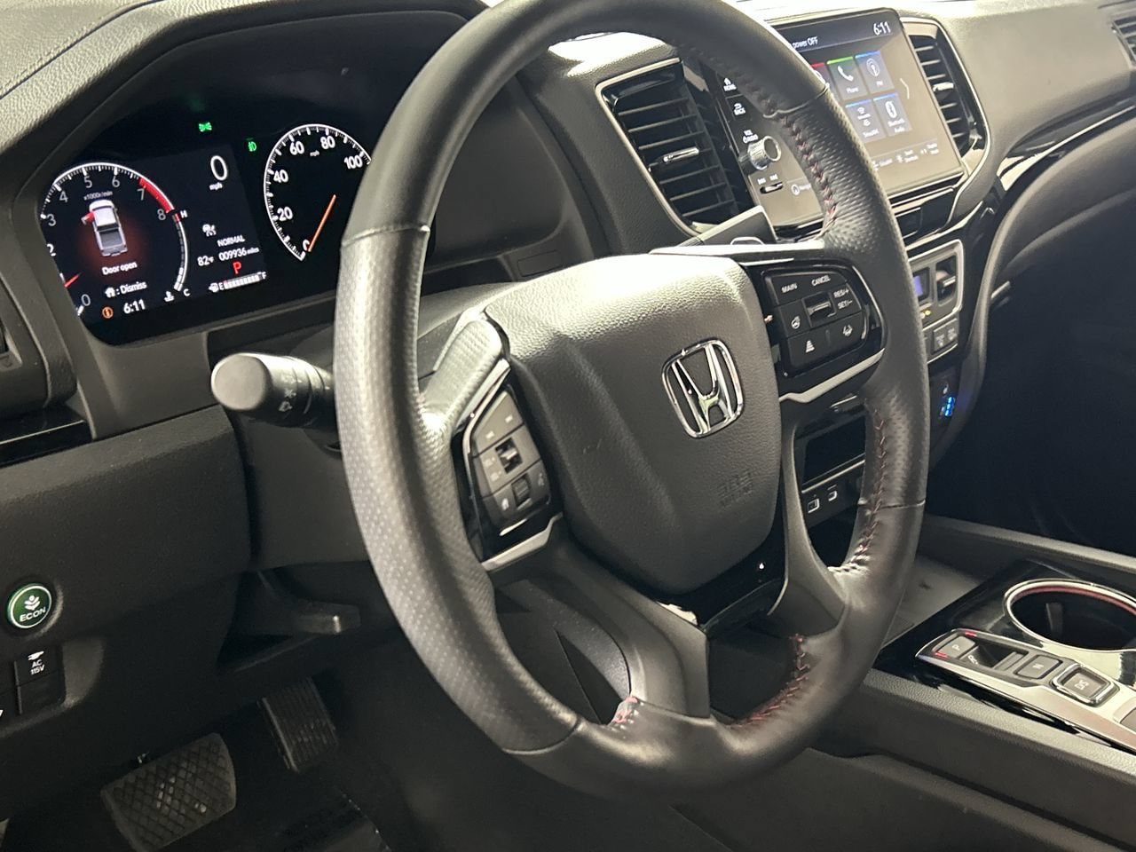 Used 2025 Honda Ridgeline Black Edition image 15