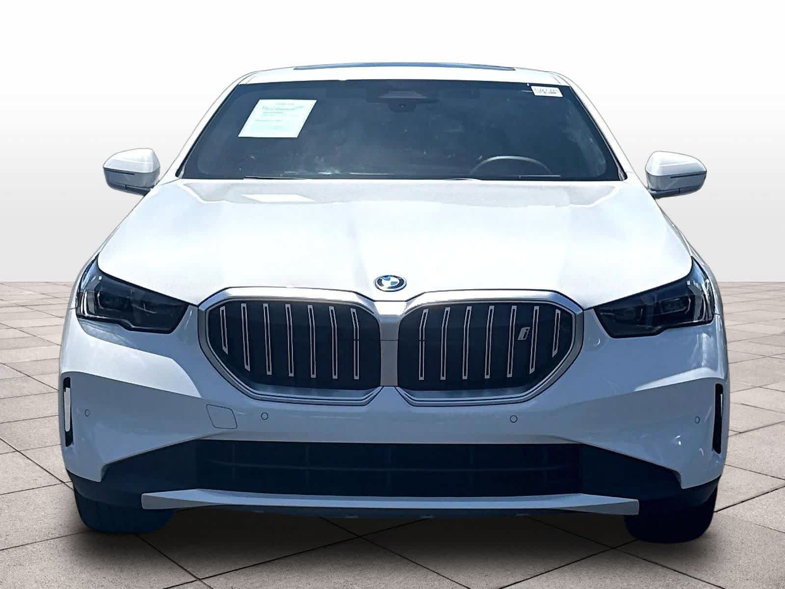 Certified 2024 BMW i5 eDrive40i w/ M Sport Package RWD image 2
