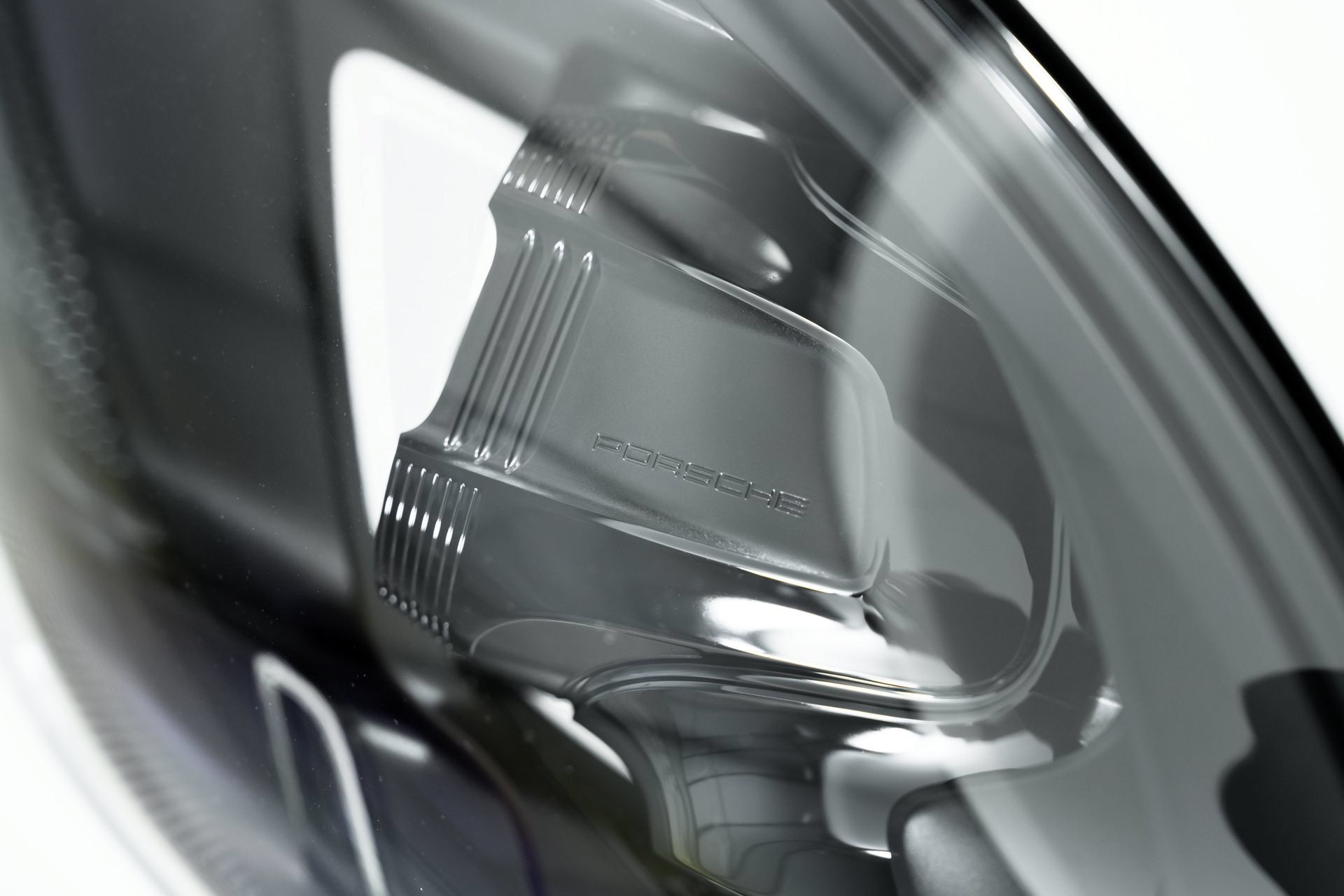 Used 2025 Porsche 718 Cayman RWD image 43