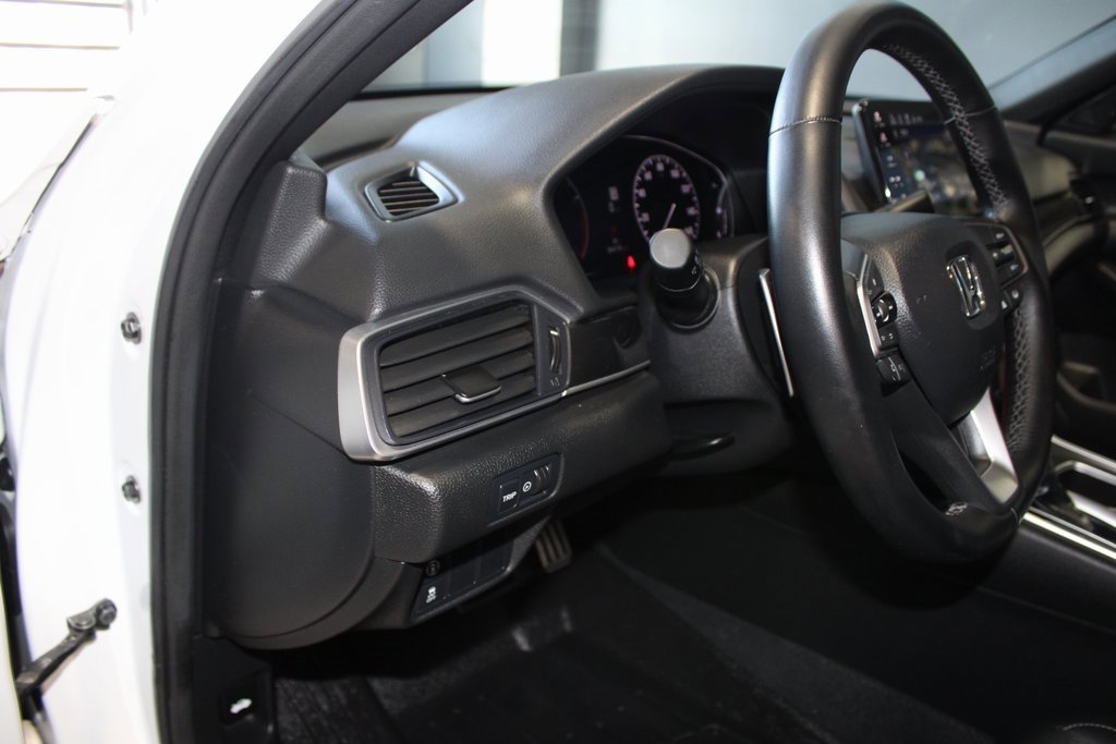 Used 2022 Honda Accord Sport image 13