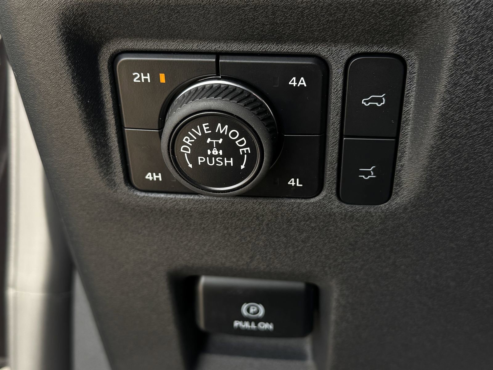 New 2026 Ford Expedition Tremor image 17