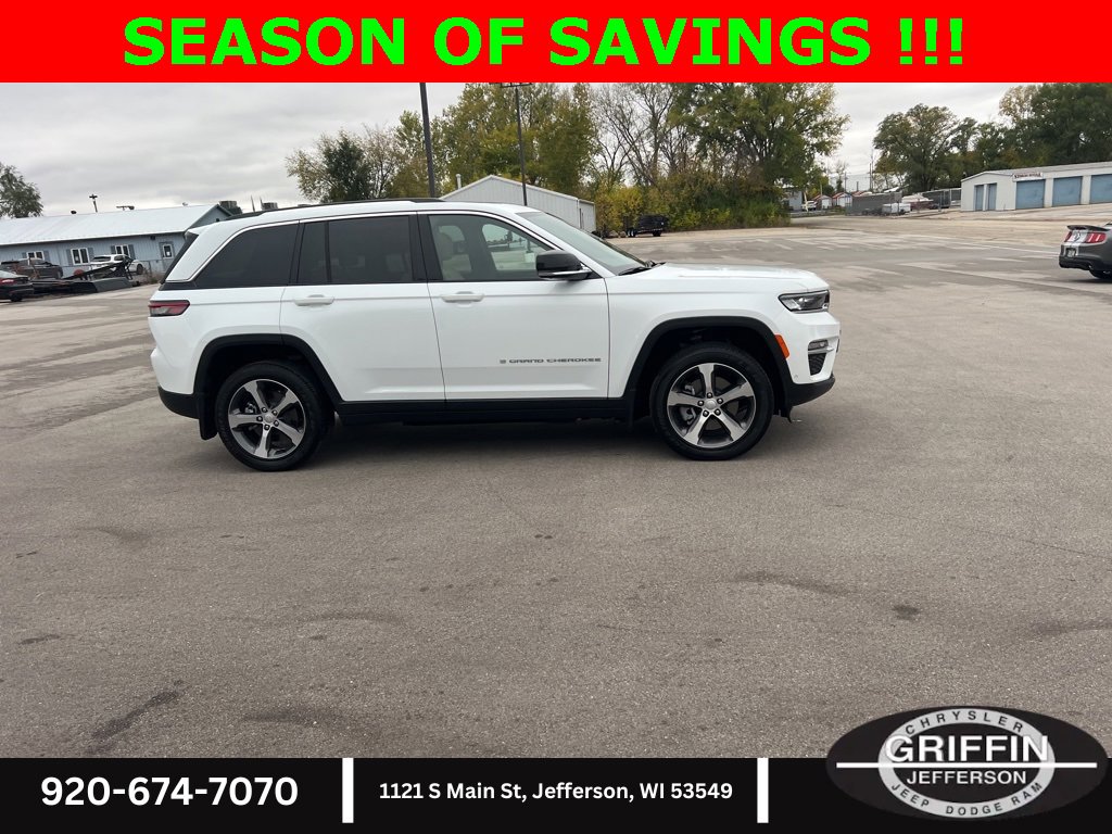 Used 2023 Jeep Grand Cherokee 4WD 4xe w/ Luxury Tech Group II image 10