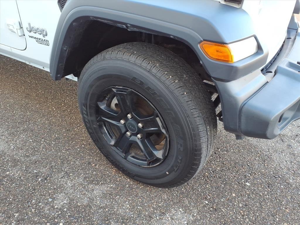 Used 2018 Jeep Wrangler Unlimited Sport S image 4