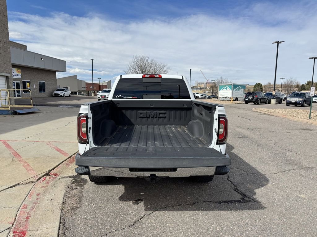 Used 2018 GMC Sierra 1500 SLT AWD/4WD image 8