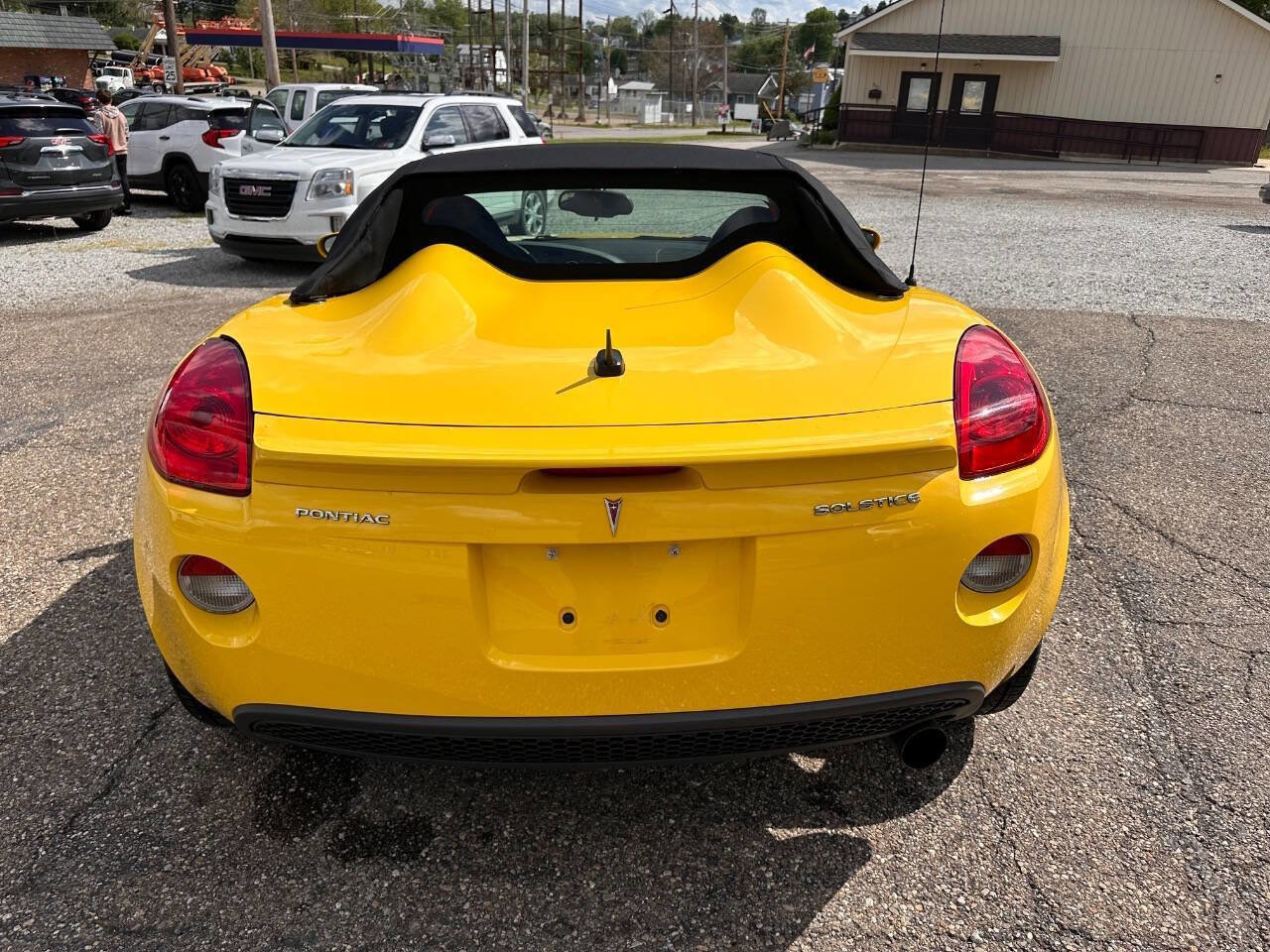 Used 2008 Pontiac Solstice Convertible w/ Premium Package RWD image 15